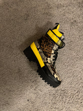 Load image into Gallery viewer, Animal print chunky ankle boot
